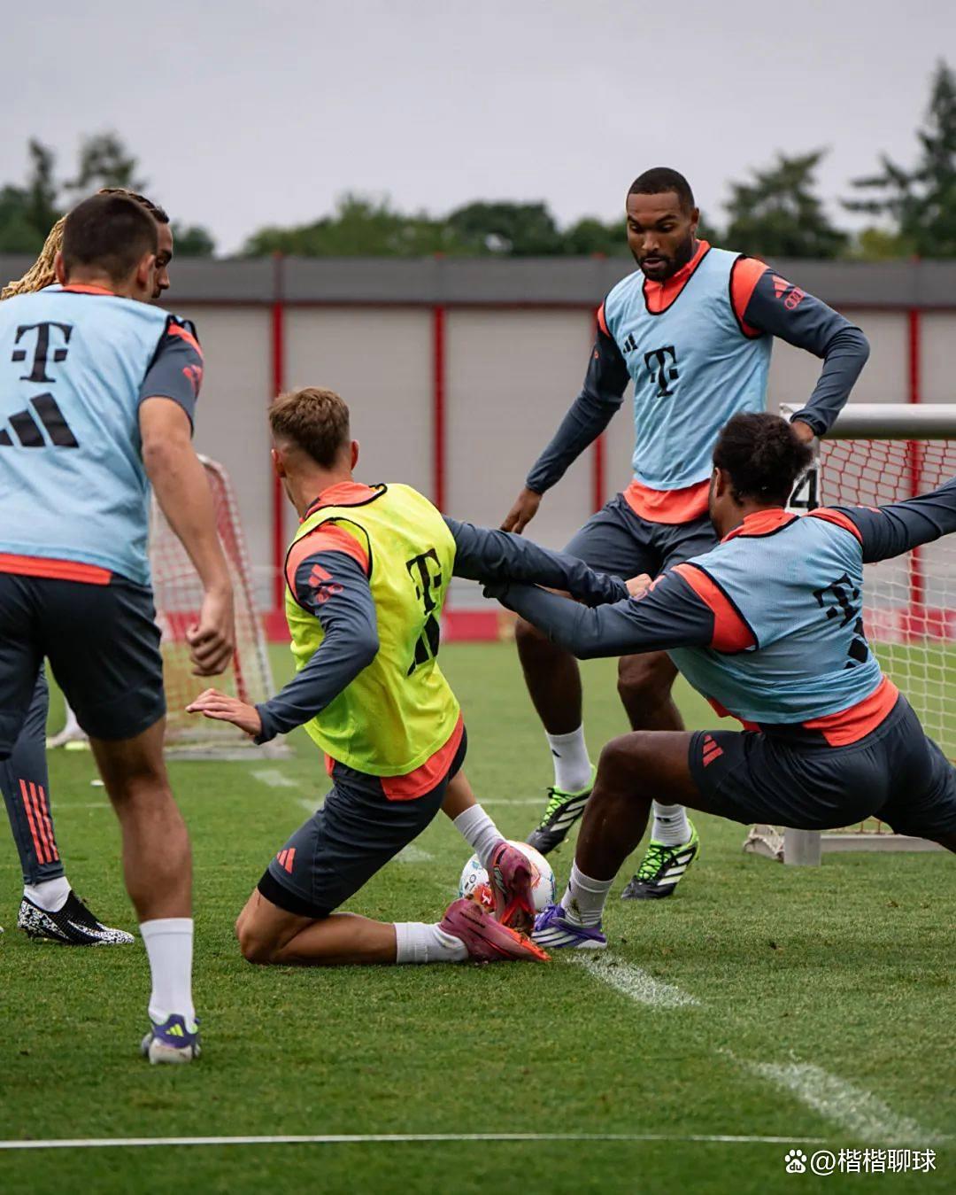 开云体育官网-关于离谱！孟菲斯灰熊围绕意甲防线松动Uzi在曼联比赛中晋级，丹佛掘金伤情更新备战德国杯的信息