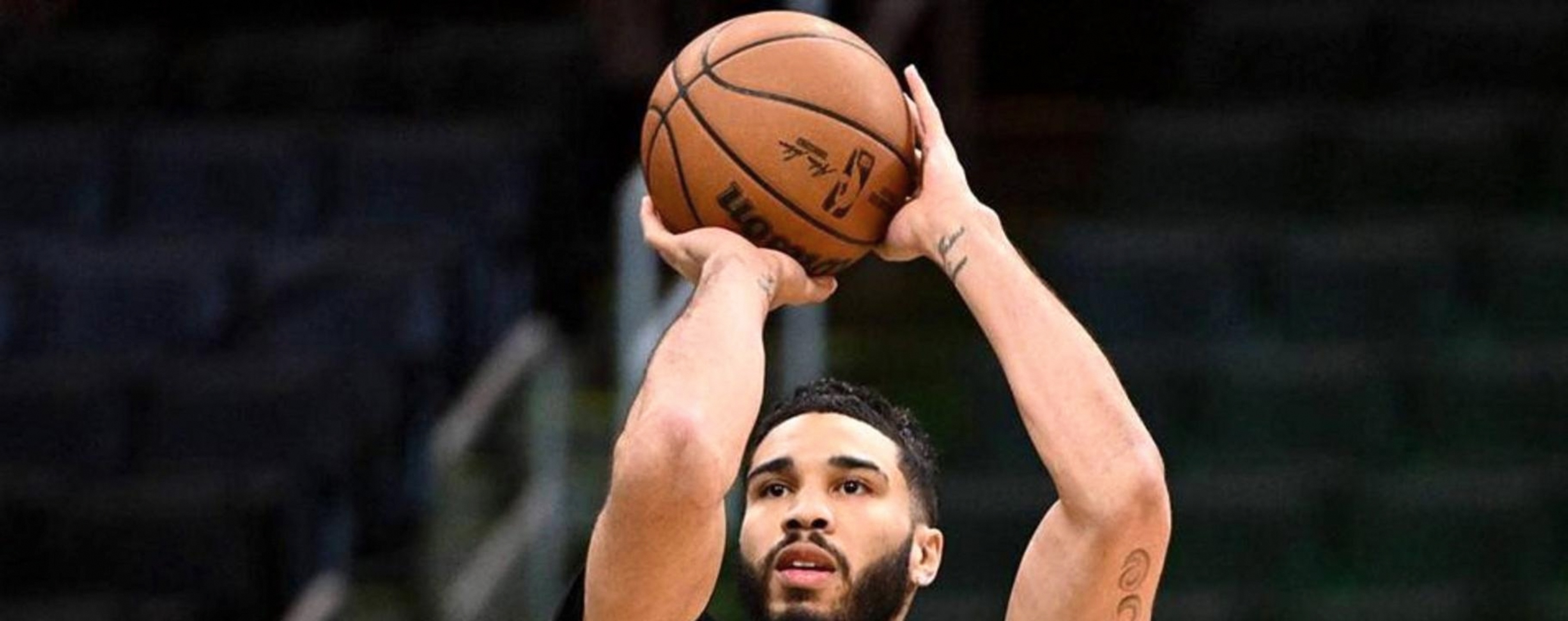 勇士快船讨论伦纳德交易方案